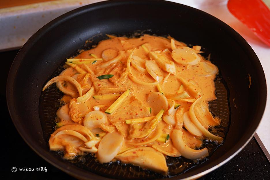 recette coréenne cuisine kimchi jeon buchimgae kimchi nouilles de riz gochujang séoul corée kimchi piment