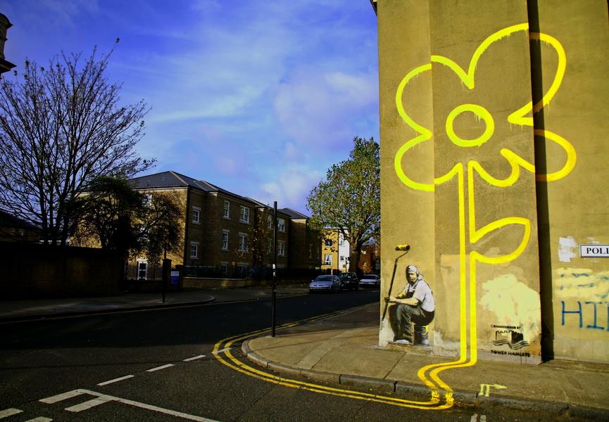 Yellow Lines Flower Painter Londres Banksy oeuvre