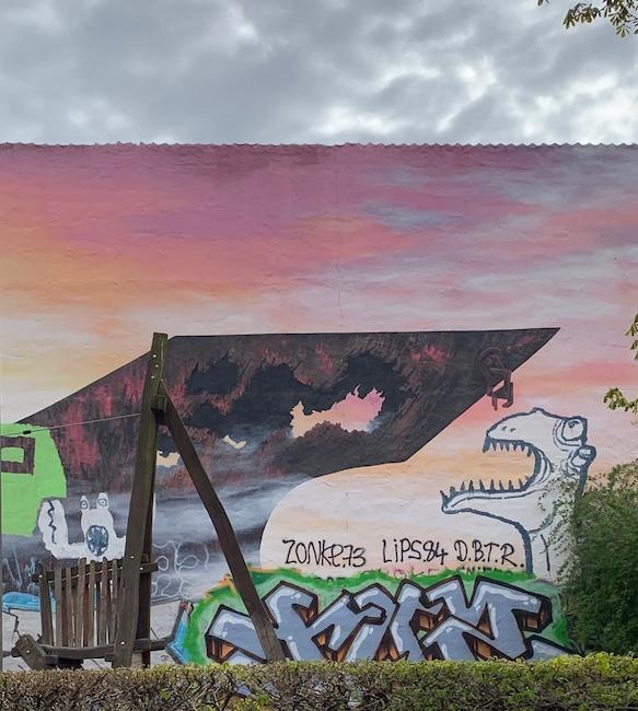 mural montres du square Copenhague balade Agnès Varda