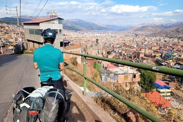 « Notre défi fou : la traversée de la cordillère des Andes à vélo ! »