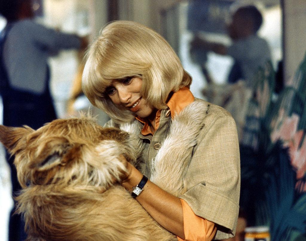 DIS-MOI QUE TU M'AIMES