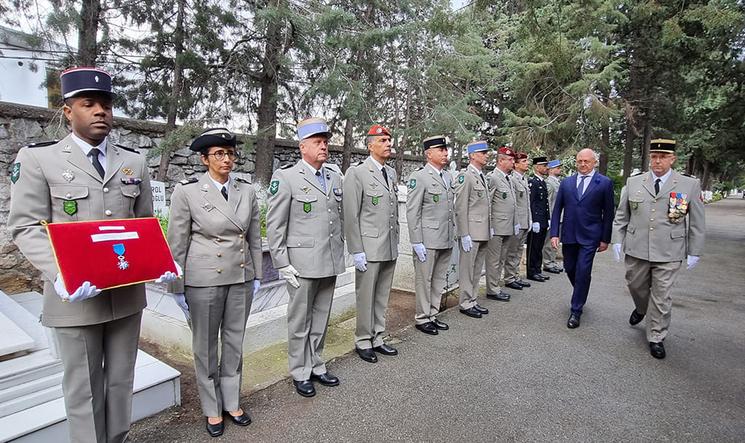 Contingent français de l’OTAN lors de la cérémonie du 11 novembre à Izmir.