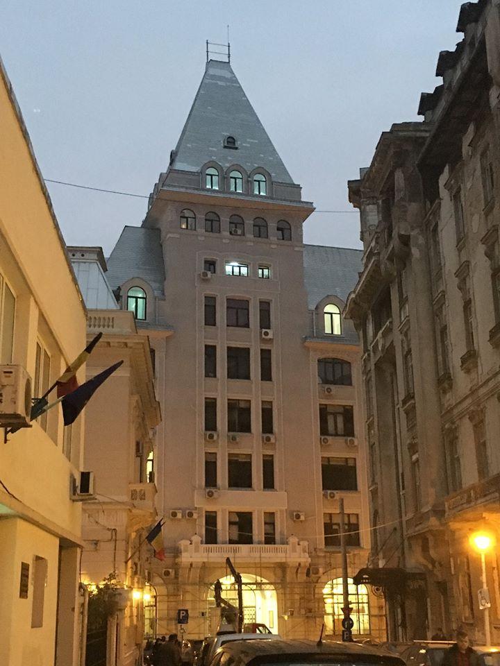 palatul-universul-bucarest