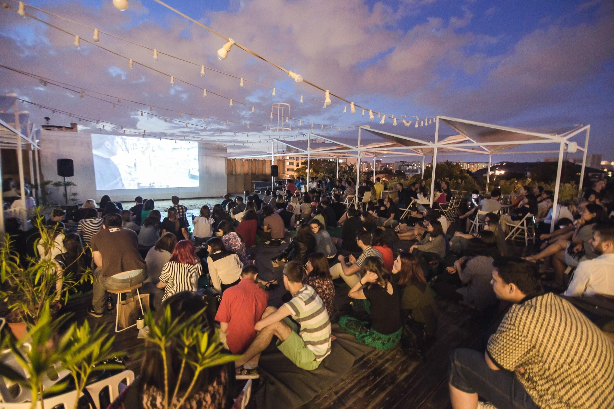 film-en-plein-air-bucarest-deschis-gastrobar