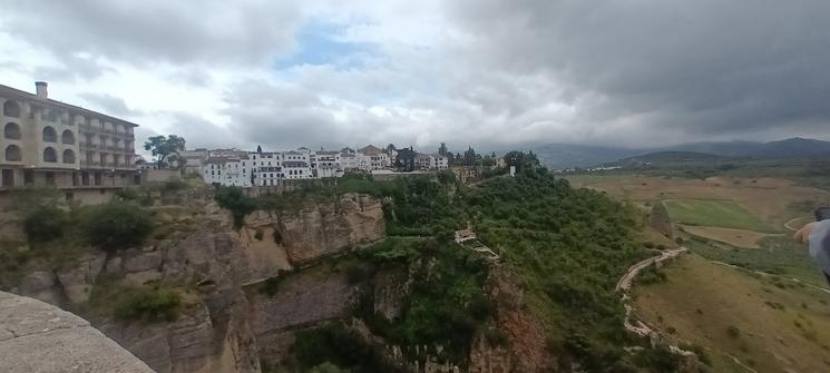 Vue sur Ronda et l’Andalousie – Fanny LOPEZ