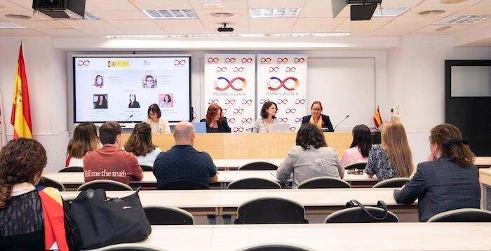 la table ronde de mujeres avenir