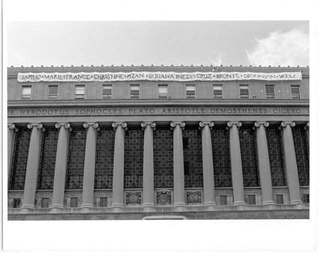 Columbia affiche des noms de femmes