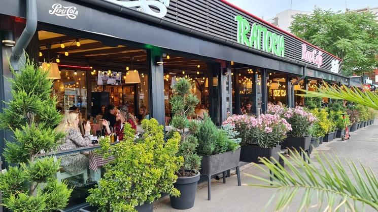 Facebook / Trattoria Roz Cafe Lujerului