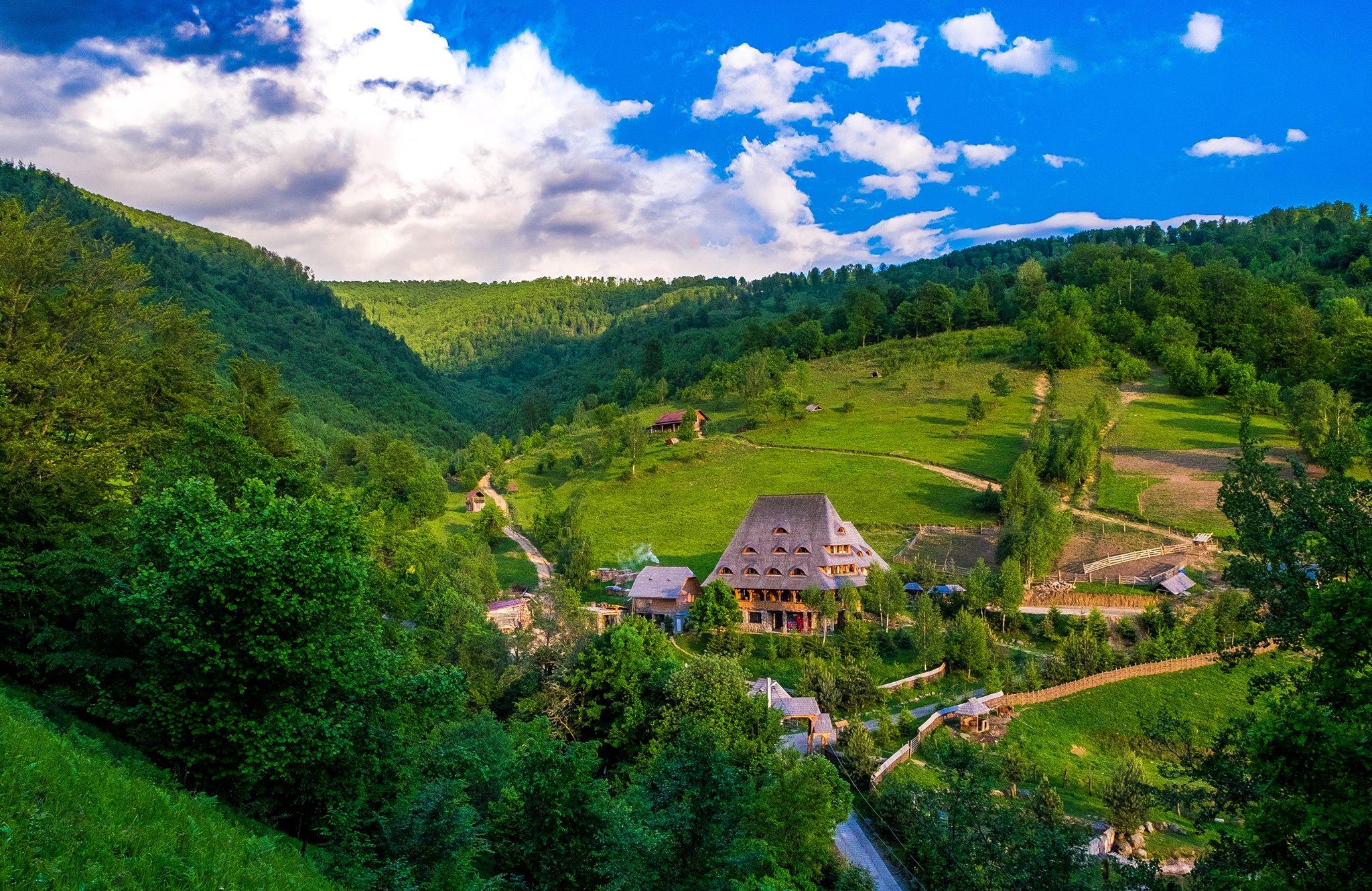manoirs-roumanie-maramures-conacul-drahneilor