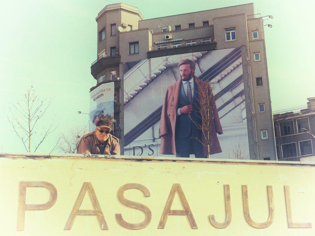 3 - Pasajul Latin - Un observateur