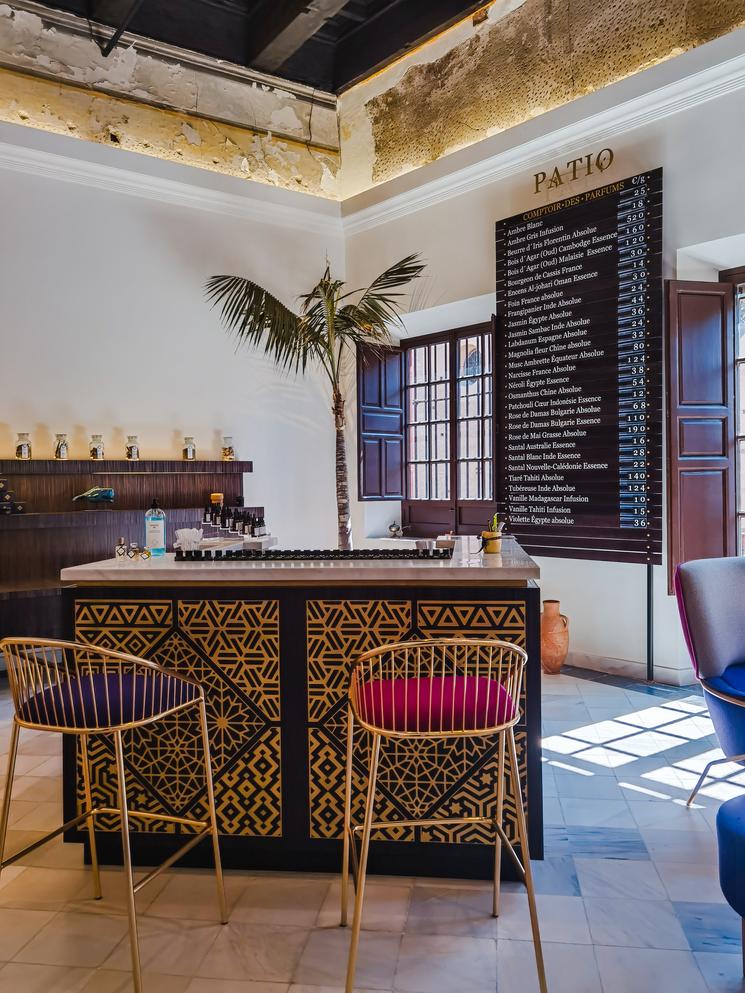 Patio de los Perfumes Granada