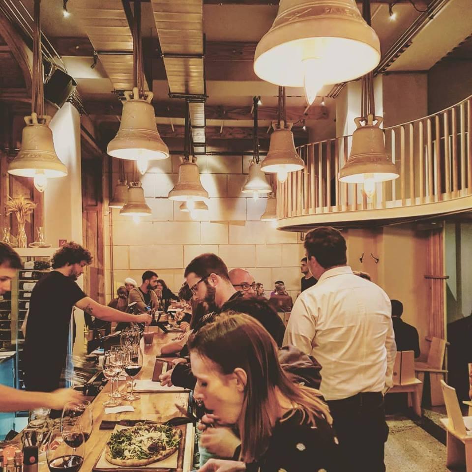 paine-si-vin-bucarest-roumanie-restaurant