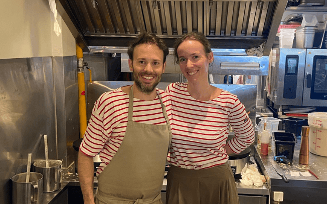 Nathan Nuzzo monte une crêperie à Singapour