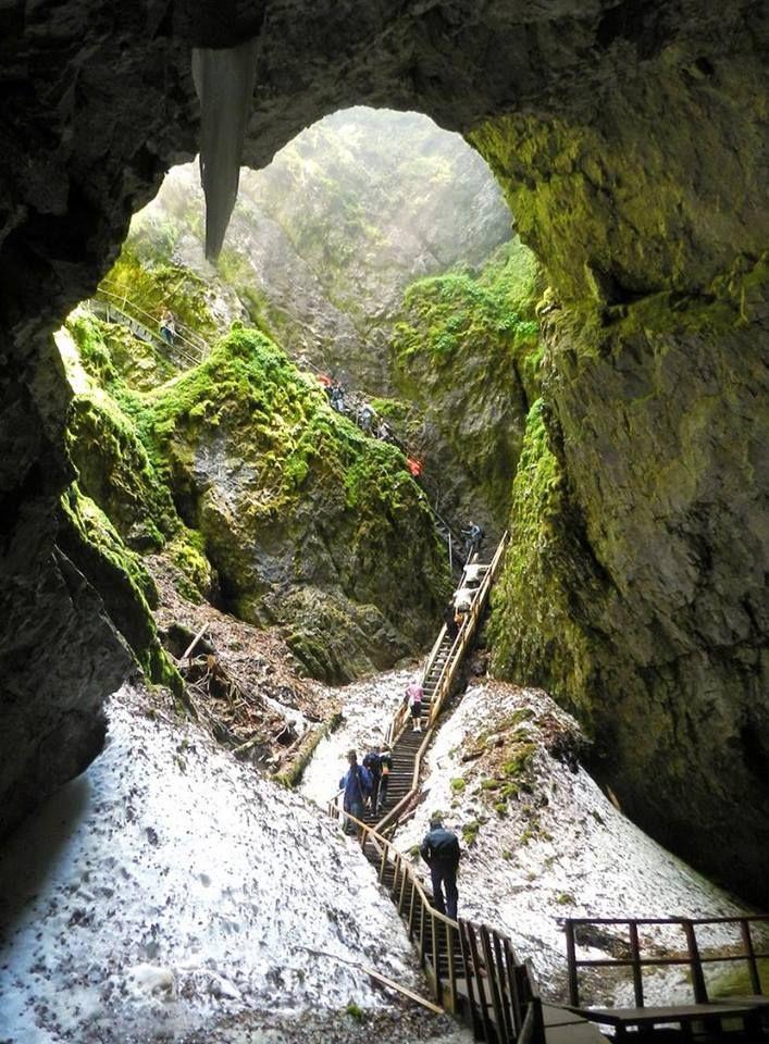 grotte-scarisoara-roumanie