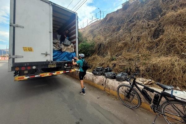 « Notre défi fou : la traversée de la cordillère des Andes à vélo ! »