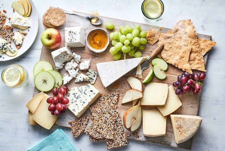 L'art de dresser un joli plateau de fromages pour Noel