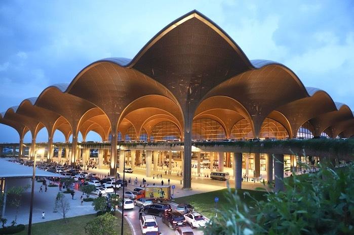 Aeroport de Phnom Penh Photo ministere de l'information.