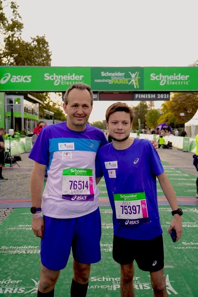 Alexandre Allain et son chirurgien au marathon de Paris 2021