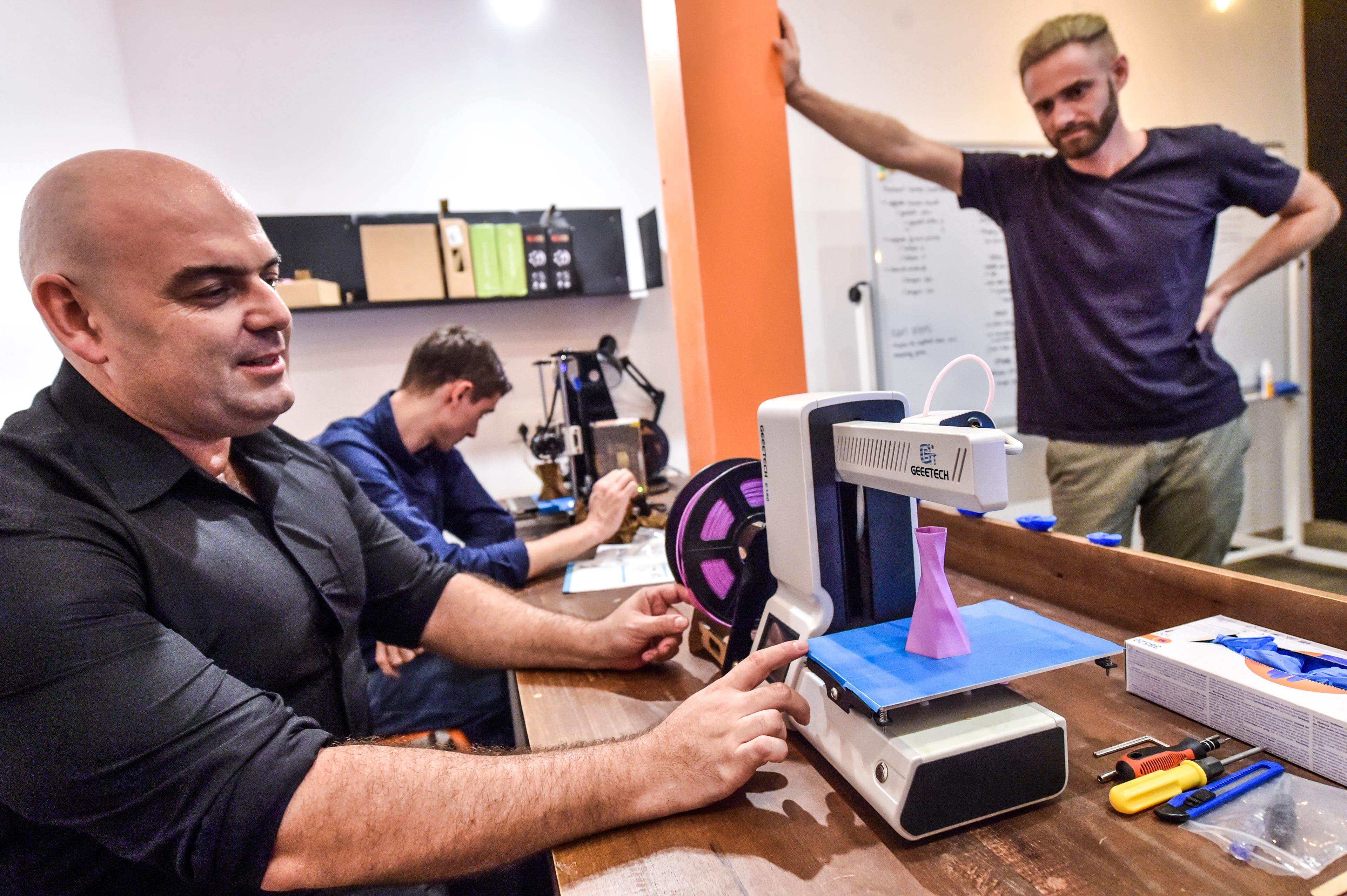 aniwaa_bureau_imprimante_3d