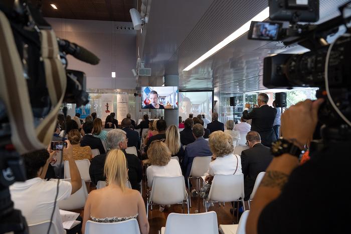 Antonio Banderas en zoom