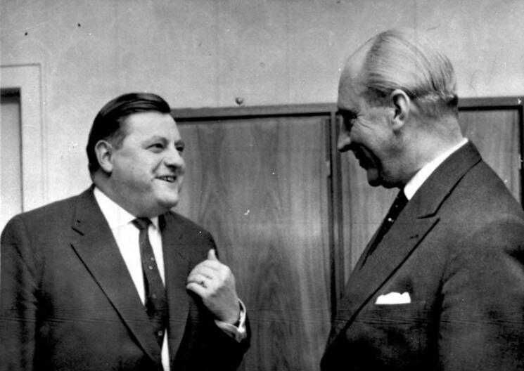 Le ministre de la Défense Strauss avec Helmuth von Grolman