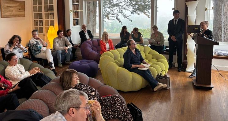 Réunions des associations à la résidence de France à San Francisco
