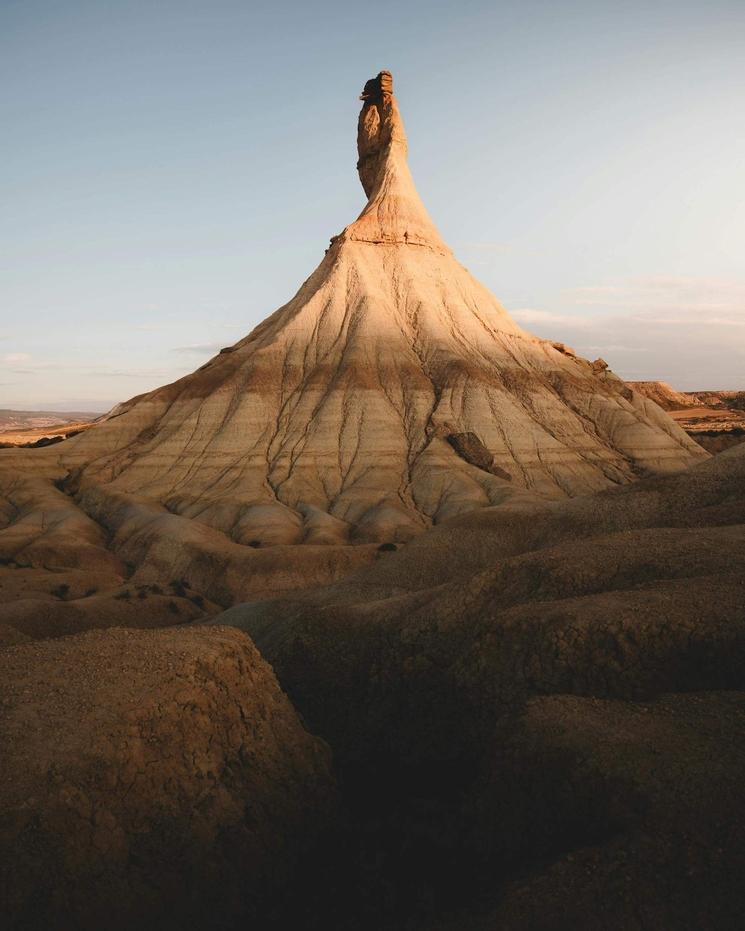 Montagne rocheuse du désert de Bardenas Reales en Espagne