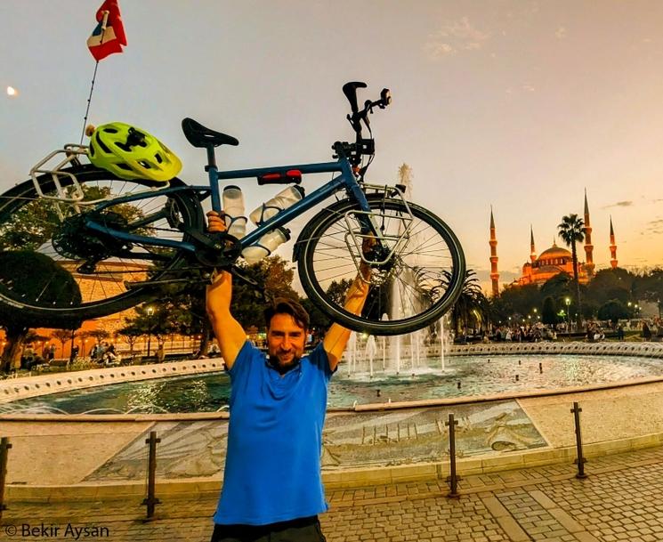 Quelle belle vie ! Je souhaite à toutes et tous de ressentir la puissance de cette joie, une fois au moins.