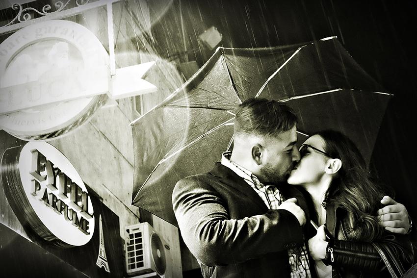 baiser sous la pluie