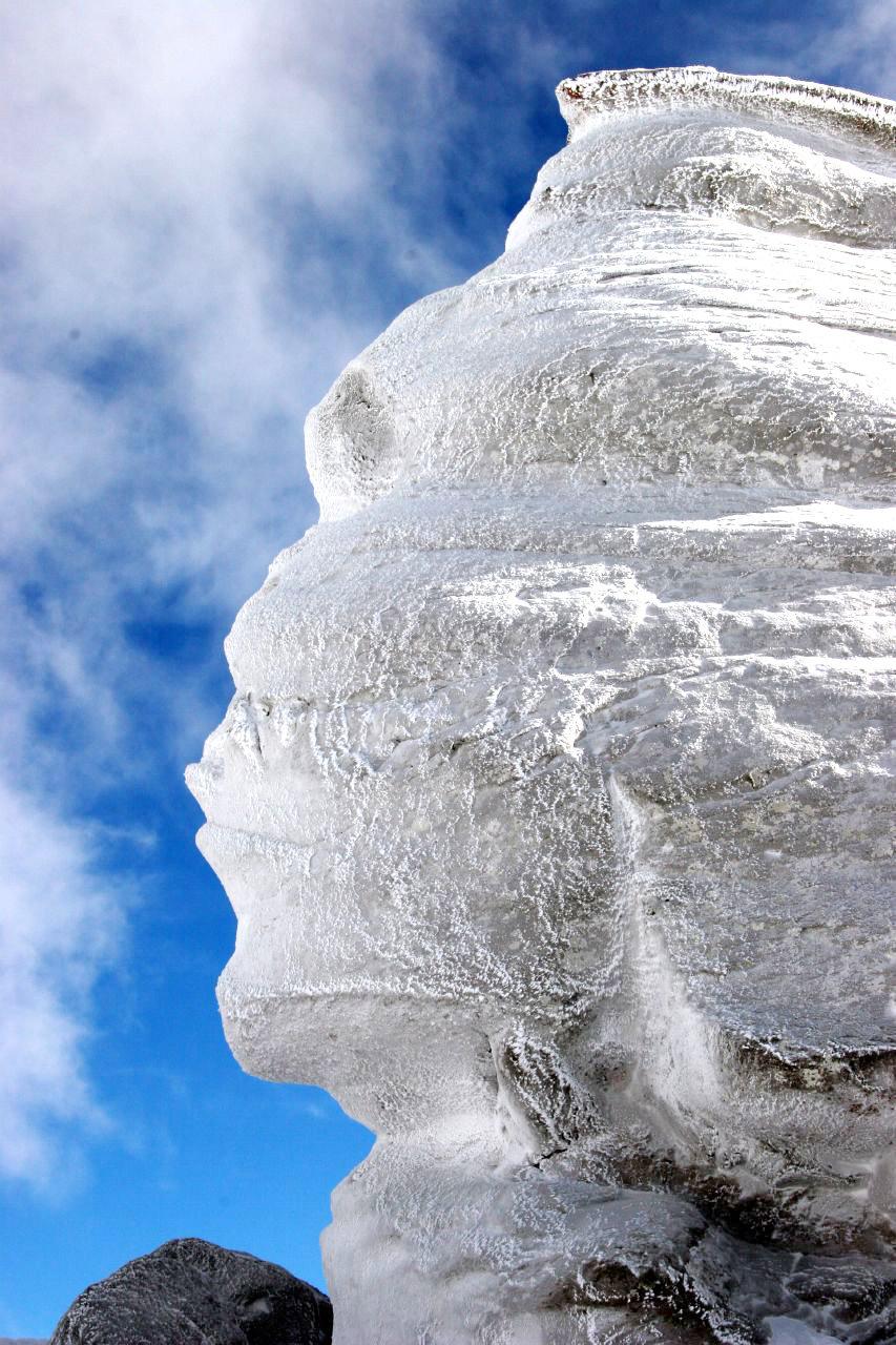 bucegi-sphinx-randonnee-hiver-montagne-roumanie
