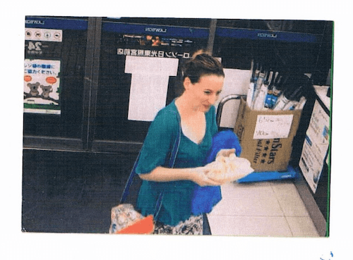 Vidéo surveillance de Tiphaine Véron au Japon avant sa disparition en 2018