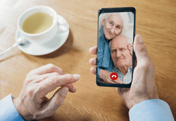 appeler ses parents quand on est à l'étranger avec la visio