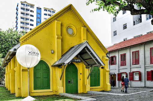 Vous connaissez la maison jaune de Middle Road mais êtes-vous déjà rentrés chez Objectifs?