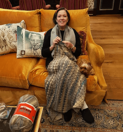 Carolyn STEYN knitting for "67 Nlankets"