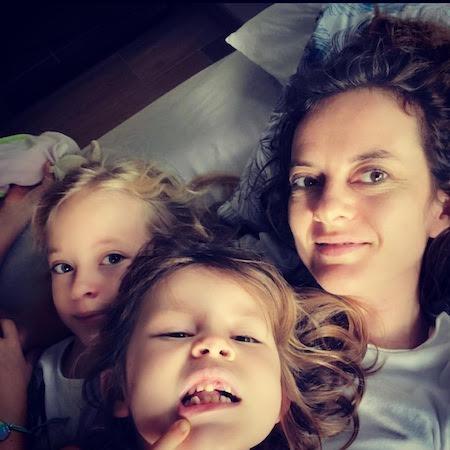 Celine et ses enfants pour la fete des meres à Hong Kong