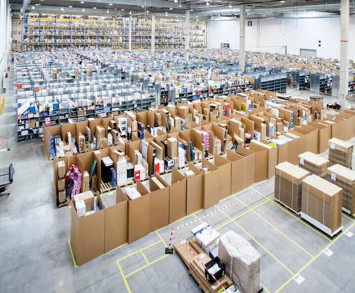 Vue d'un centre logistique d'Amazon en Espagne