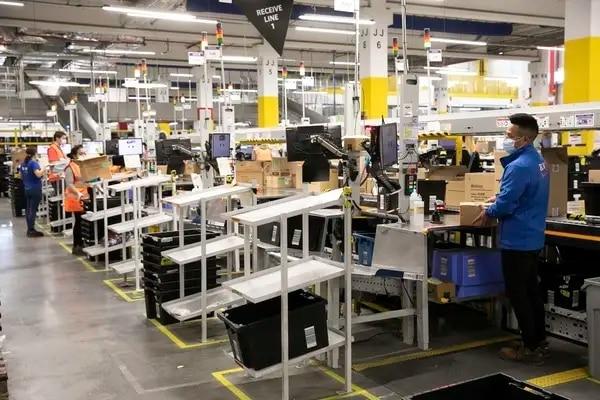 des travailleurs du Centre logistique de El Prat, Barcelone