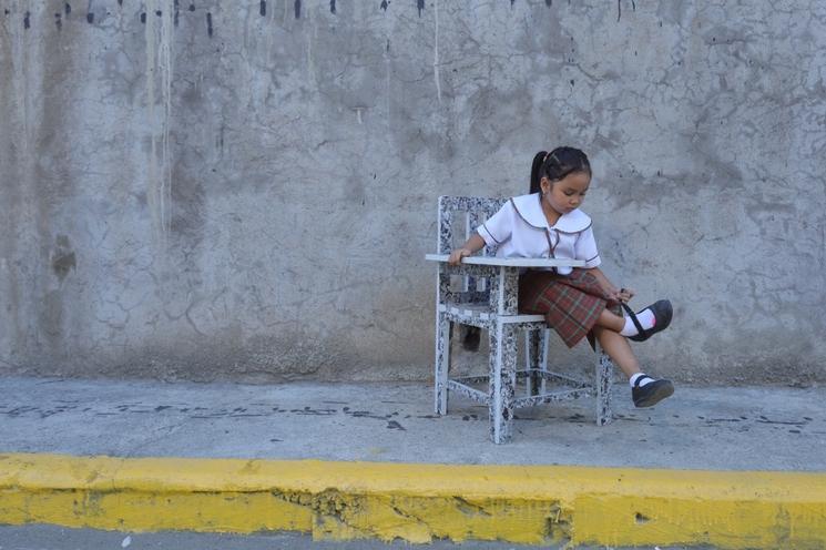 Chaise d’école en plastique recyclé