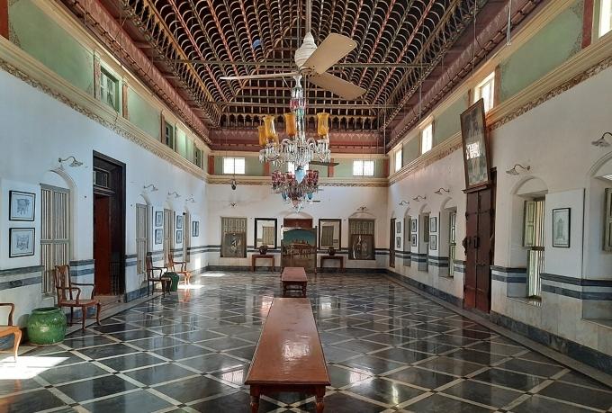 La première cour de l'hôtel Saratha Vilas dans le Chettinad