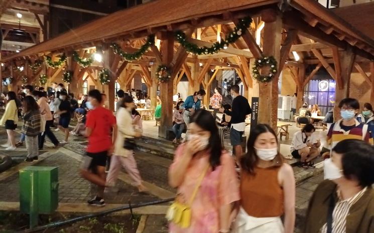 marche de nuit Chiang Mai Secret sur One Nimman