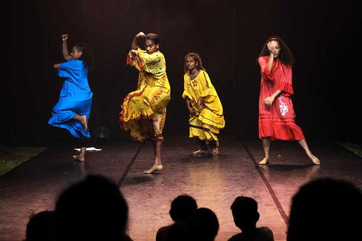 Le Chapitô, salle de spectacle itinérante, en Nouvelle-Calédonie
