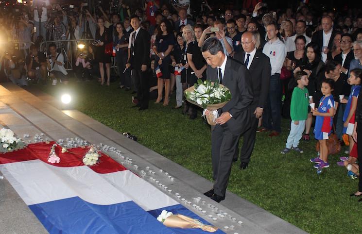 Consulat général de France à Hong Kong et Macao -Rassemblement-en-memoire-des-victimes-des-attentats-de-Paris