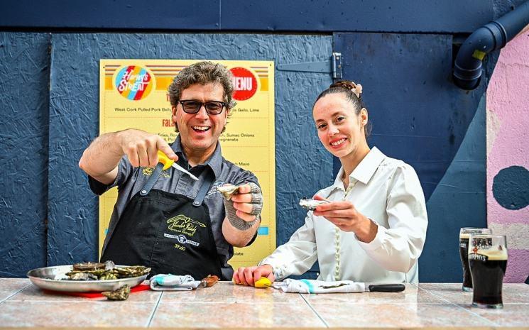 Cork on a Fork Festival, concours de lancer d'huîtres, ville de Cork