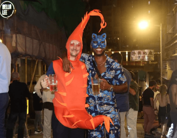 Crevette sur Peel Street, Halloween 2025