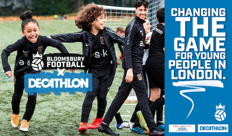 Decathlon et Bloomsbury Football (Crédit : Decathlon UK)