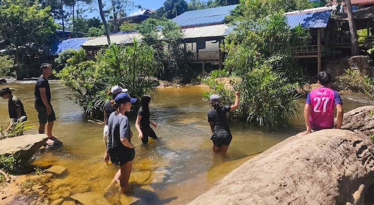 Des vacances au cœur de la nature cambodgienne pour des petits Français