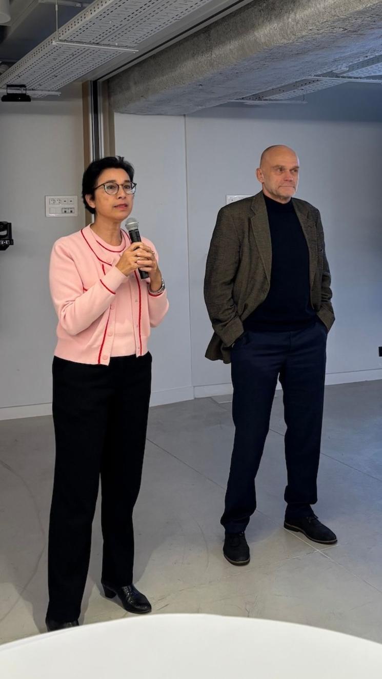 Eva Nguyen Binh et Frédéric Petit au séminaire de l'institut français, crédit : Flora Lacroix