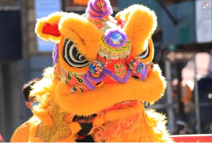 Un dragon lors de la parade du nouvel an chinois