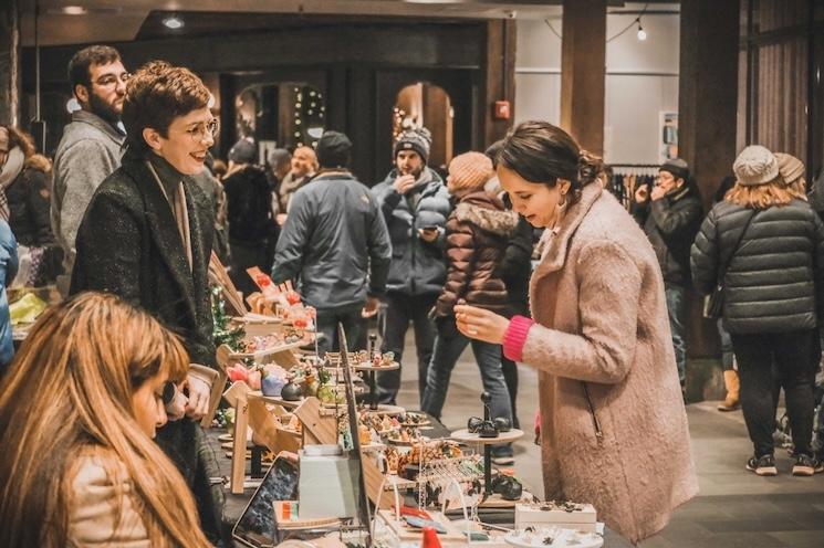 Dumbo Holiday Pop up