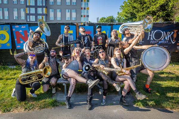 Funk Rust Brass Band au HONK! Fest West 2025 - Crédit Esprssso Buzz